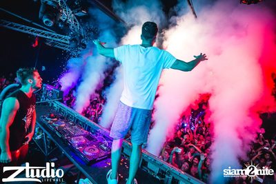 Grey Goose เสนอ TGIF : VINAI ที่ สตูดิโอ ไลฟ์ ฮอลล์ — photo 50