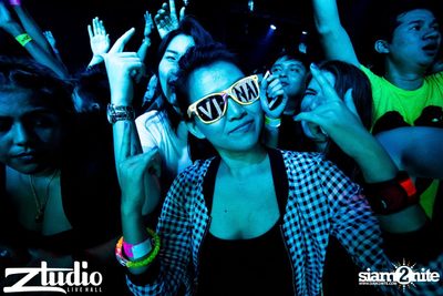 Grey Goose เสนอ TGIF : VINAI ที่ สตูดิโอ ไลฟ์ ฮอลล์ — photo 65