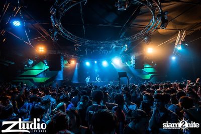Grey Goose เสนอ TGIF : VINAI ที่ สตูดิโอ ไลฟ์ ฮอลล์ — photo 86