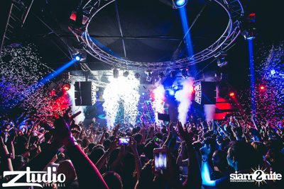 Grey Goose เสนอ TGIF : VINAI ที่ สตูดิโอ ไลฟ์ ฮอลล์ — photo 88