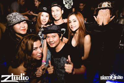 Grey Goose เสนอ TGIF : VINAI ที่ สตูดิโอ ไลฟ์ ฮอลล์ — photo 117