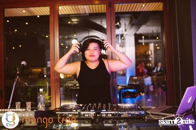G-Spot Night Party ที่ร้าน แมงโก้ ทรี ออน เดอะ ริเวอร์ — photo 10