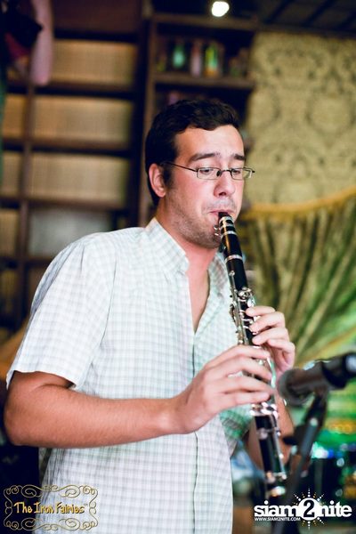 The Speakeasies’ Swing Band Live ที่ ดิ ไอรอน แฟรี่ — photo 43