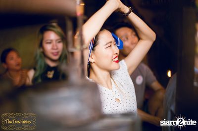 The Speakeasies’ Swing Band Live ที่ ดิ ไอรอน แฟรี่ — photo 142