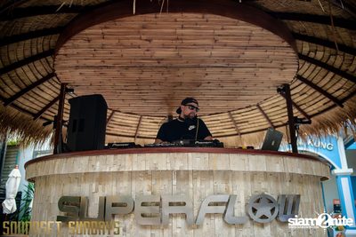 Soundset Sundays at Superflow City Beach Club — photo 8