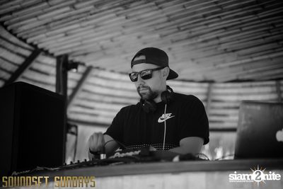 Soundset Sundays at Superflow City Beach Club — photo 11
