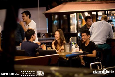 Seenspace Invasion ที่ร้าน Clouds, Fat'R Gut'z และ BREW Beers & Ciders — photo 10