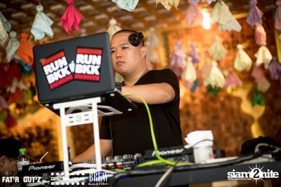 Seenspace Invasion ที่ร้าน Clouds, Fat'R Gut'z และ BREW Beers & Ciders — photo 17