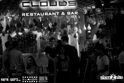 Seenspace Invasion ที่ร้าน Clouds, Fat'R Gut'z และ BREW Beers & Ciders — photo 27