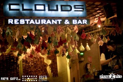 Seenspace Invasion ที่ร้าน Clouds, Fat'R Gut'z และ BREW Beers & Ciders — photo 28