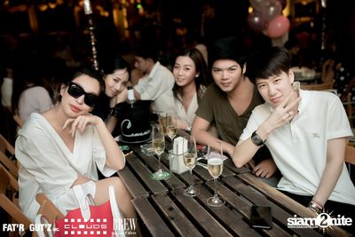 Seenspace Invasion ที่ร้าน Clouds, Fat'R Gut'z และ BREW Beers & Ciders — photo 53