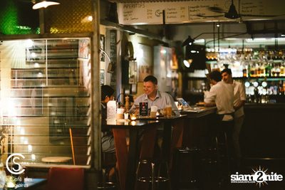 Ladies Night at Le Café des Stagiaires Bangkok — photo 14