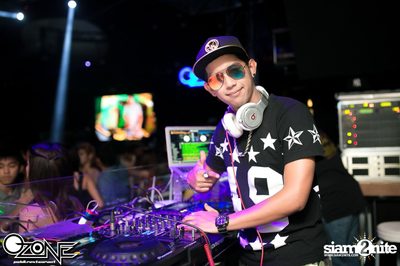 25 Hours Live Concert at OZONE Pub & Restaurant — photo 19