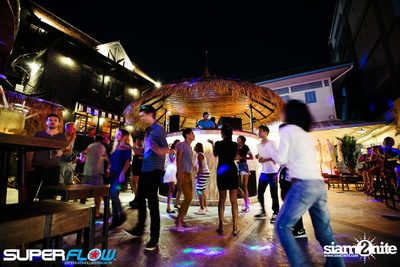 Superflow presents LIFE IS A B*TCH - Launch Party — photo 79