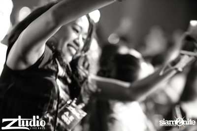 Grey Goose นำเสนอ TGIF : Vicetone ที่ สตูดิโอ ไลฟ์ ฮอลล์ — photo 24
