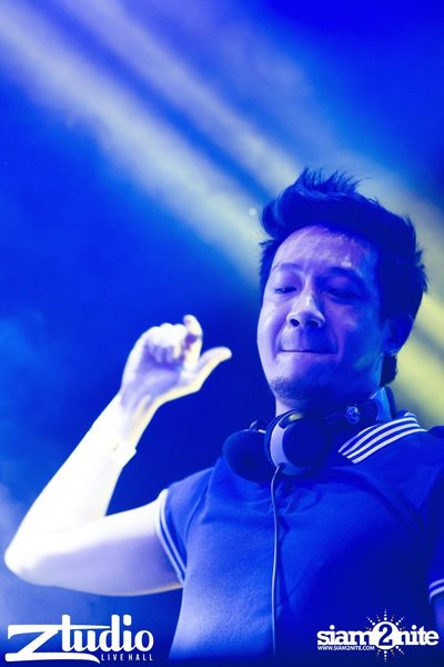 Grey Goose นำเสนอ TGIF : Vicetone ที่ สตูดิโอ ไลฟ์ ฮอลล์ — photo 33