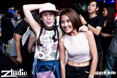 Grey Goose นำเสนอ TGIF : Vicetone ที่ สตูดิโอ ไลฟ์ ฮอลล์ — photo 36