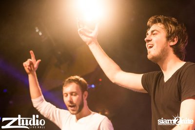 Grey Goose นำเสนอ TGIF : Vicetone ที่ สตูดิโอ ไลฟ์ ฮอลล์ — photo 92