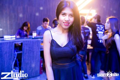 Grey Goose นำเสนอ TGIF : Vicetone ที่ สตูดิโอ ไลฟ์ ฮอลล์ — photo 115