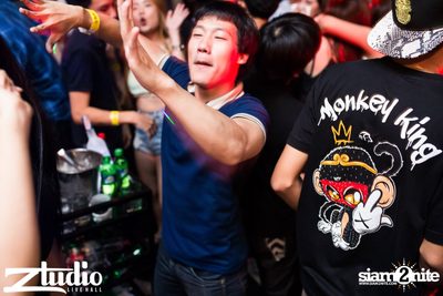 Grey Goose นำเสนอ TGIF : Vicetone ที่ สตูดิโอ ไลฟ์ ฮอลล์ — photo 124