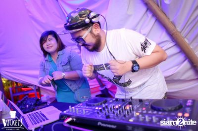 Chang Night Party at Buckets Siamese Bar — photo 90