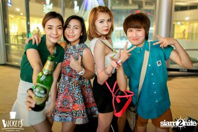 Chang Night Party at Buckets Siamese Bar — photo 104