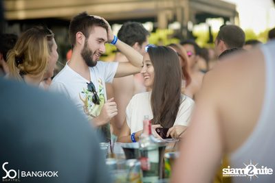 SO POOL PARTY ที่ เดอะ วอเตอร์ คลับ,โซฟิเทล โซ — photo 25