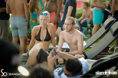 SO POOL PARTY ที่ เดอะ วอเตอร์ คลับ,โซฟิเทล โซ — photo 27