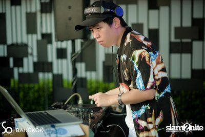 SO POOL PARTY ที่ เดอะ วอเตอร์ คลับ,โซฟิเทล โซ — photo 42