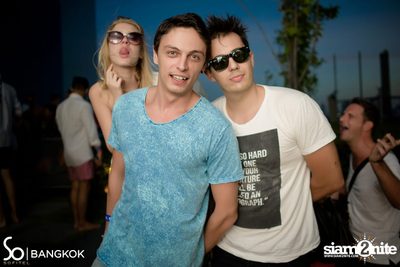 SO POOL PARTY ที่ เดอะ วอเตอร์ คลับ,โซฟิเทล โซ — photo 88