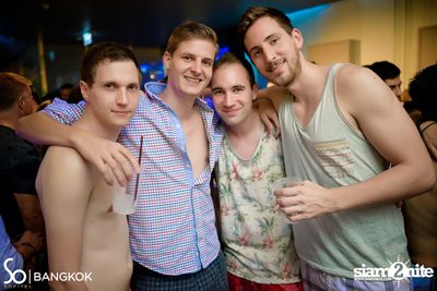 SO POOL PARTY ที่ เดอะ วอเตอร์ คลับ,โซฟิเทล โซ — photo 124