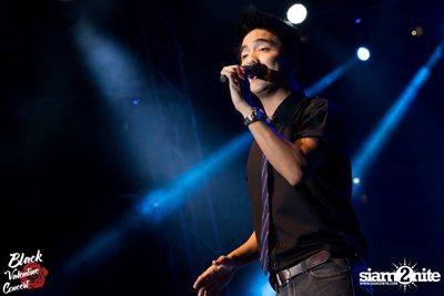 Black Valentine by Portrait ที่สนาม จรัญ บุรพรัตน์ (อัลบั้มที่ 1 จาก 2) — photo 58