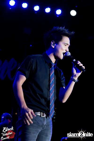 Black Valentine by Portrait ที่สนาม จรัญ บุรพรัตน์ (อัลบั้มที่ 1 จาก 2) — photo 63