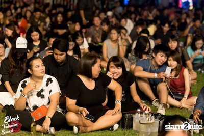 Black Valentine by Portrait ที่สนาม จรัญ บุรพรัตน์ (อัลบั้มที่ 1 จาก 2) — photo 75