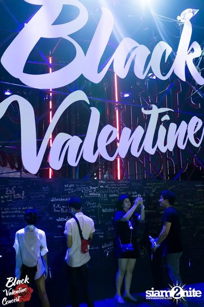 Black Valentine by Portrait ที่สนาม จรัญ บุรพรัตน์ (อัลบั้มที่ 1 จาก 2) — photo 91