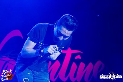 Black Valentine by Portrait ที่สนาม จรัญ บุรพรัตน์ (อัลบั้มที่ 1 จาก 2) — photo 102