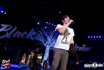 Black Valentine by Portrait ที่สนาม จรัญ บุรพรัตน์ (อัลบั้มที่ 1 จาก 2) — photo 149