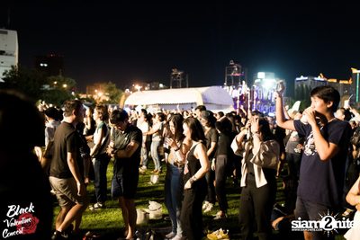 Black Valentine by Portrait ที่สนาม จรัญ บุรพรัตน์ (อัลบั้มที่ 1 จาก 2) — photo 172