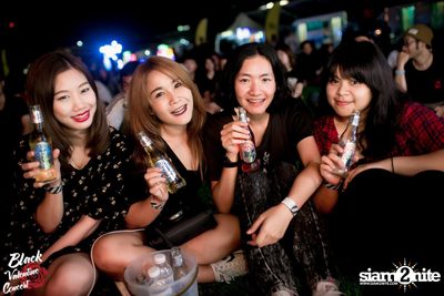 Black Valentine by Portrait ที่สนาม จรัญ บุรพรัตน์ (อัลบั้มที่ 2 จาก 2) — photo 73