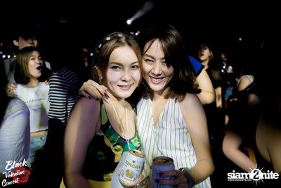 Black Valentine by Portrait ที่สนาม จรัญ บุรพรัตน์ (อัลบั้มที่ 2 จาก 2) — photo 162