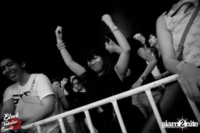 Black Valentine by Portrait ที่สนาม จรัญ บุรพรัตน์ (อัลบั้มที่ 2 จาก 2) — photo 171