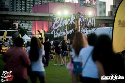 Black Valentine by Portrait ที่สนาม จรัญ บุรพรัตน์ (อัลบั้มที่ 2 จาก 2) — photo 235