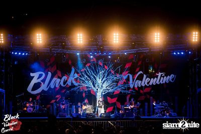 Black Valentine by Portrait ที่สนาม จรัญ บุรพรัตน์ (อัลบั้มที่ 2 จาก 2) — photo 247
