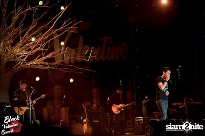 Black Valentine by Portrait ที่สนาม จรัญ บุรพรัตน์ (อัลบั้มที่ 2 จาก 2) — photo 257