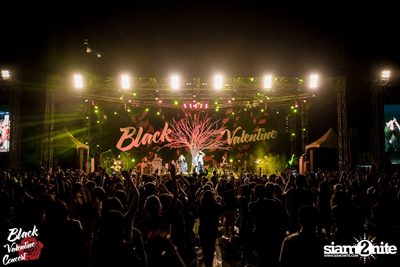 Black Valentine by Portrait ที่สนาม จรัญ บุรพรัตน์ (อัลบั้มที่ 2 จาก 2) — photo 299
