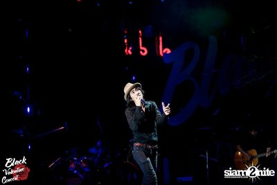Black Valentine by Portrait ที่สนาม จรัญ บุรพรัตน์ (อัลบั้มที่ 2 จาก 2) — photo 330
