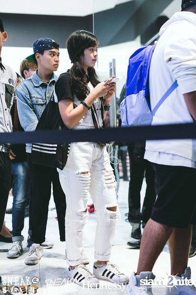 SneakaVilla & Hennessy pres. Sneak the Street at EmQuartier — photo 31