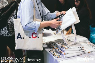 SneakaVilla & Hennessy pres. Sneak the Street at EmQuartier — photo 48