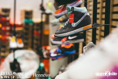 SneakaVilla & Hennessy pres. Sneak the Street at EmQuartier — photo 94