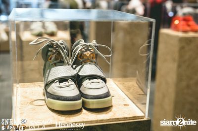 SneakaVilla & Hennessy pres. Sneak the Street at EmQuartier — photo 120